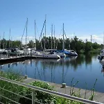 Am Yachthafen