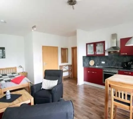 Am Yachthafen 아파트 *